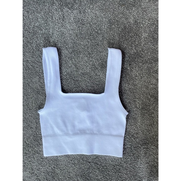 Zenana Outfitters Tops - Cropped Tank